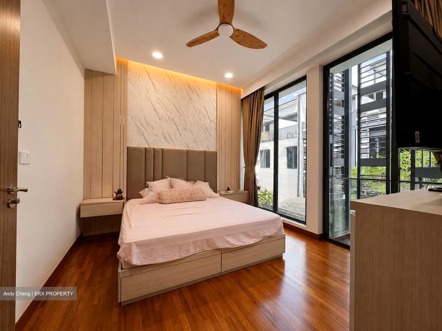 Alana (D28), Terrace #604297651